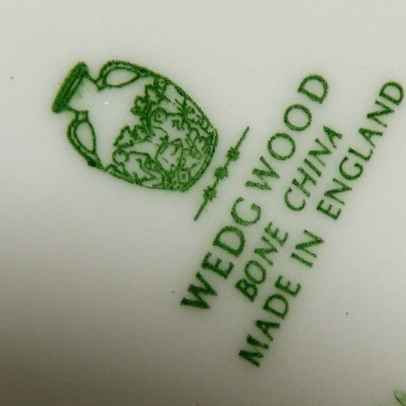 Wedgwood Doric Tea Coffee Cup Lot of 4 Bone China England White Platinum Trim - Picture 5 of 11